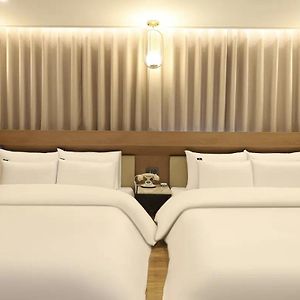 Rosy Hotel